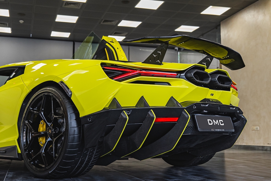 DMC Carbon Fiber Rear Wing Spoiler “Integrale” for Lamborghini Revuelto Coupe & Roadster - Image 12