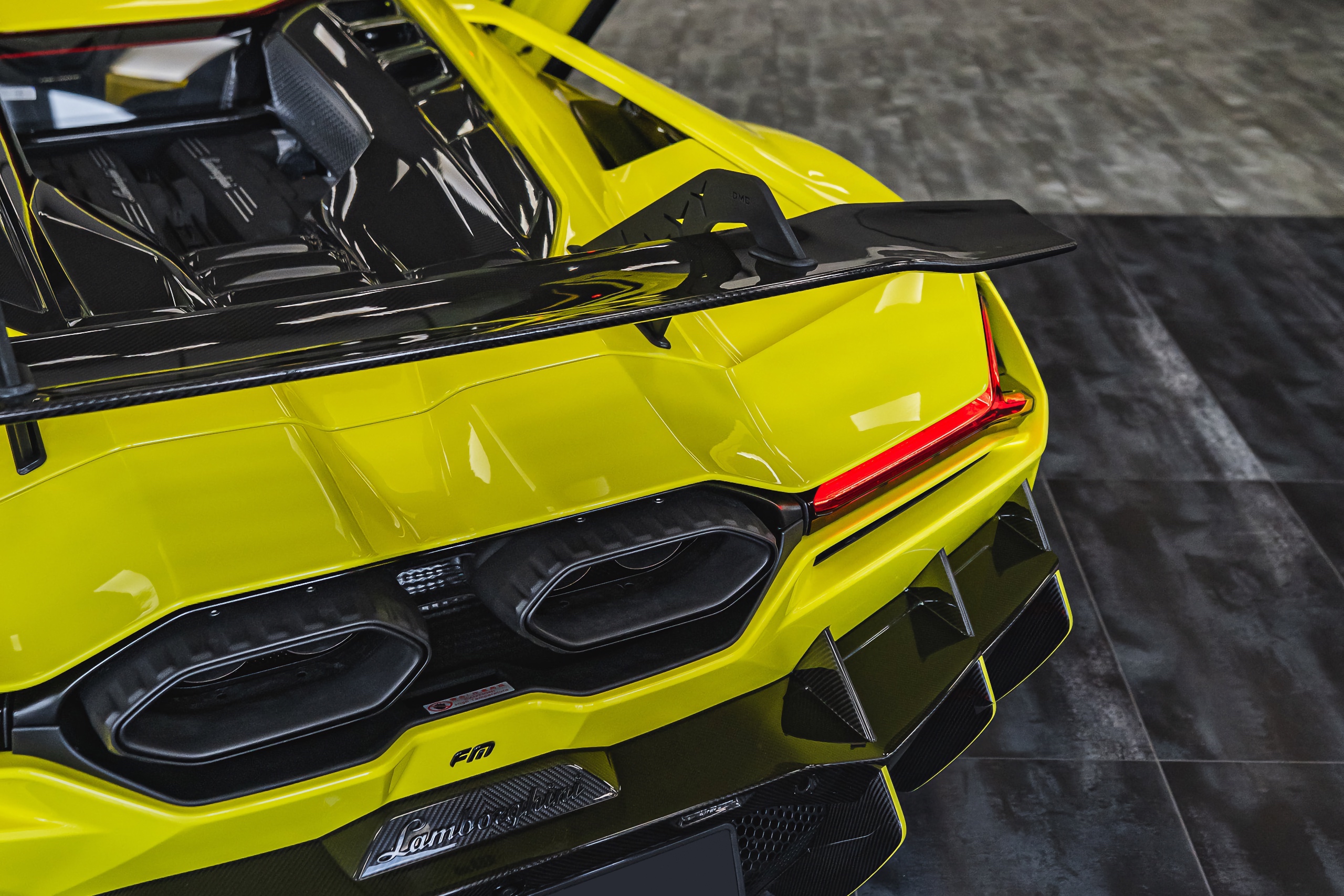 DMC Carbon Fiber Rear Diffuser Fins for Lamborghini Revuelto LB744 Coupe & Roadster - Image 5