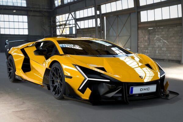 DMC Carbon Fiber E-GT Front Fenders Lamborghini Revuelto LB744 Coupe & Roadster | OEM Aero Vented Replacement