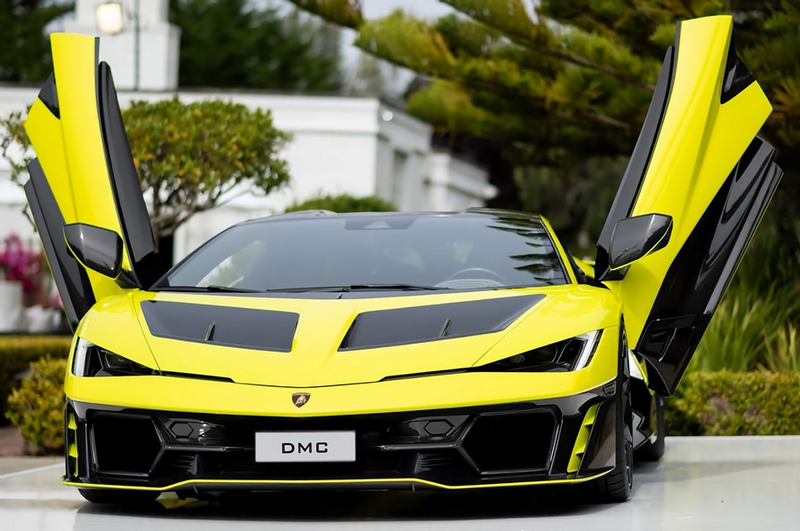 DMC Carbon Fiber Fenomeno Front Bumper Lamborghini Revuelto LB744 Coupe & Roadster | OEM Vented Carbon Fiber Replacement