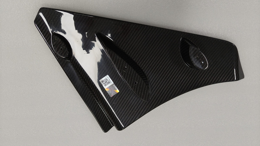 DMC Carbon Fiber Side Skirt Panels for Lamborghini Revuelto LB744 Coupe & Roadster - Image 3