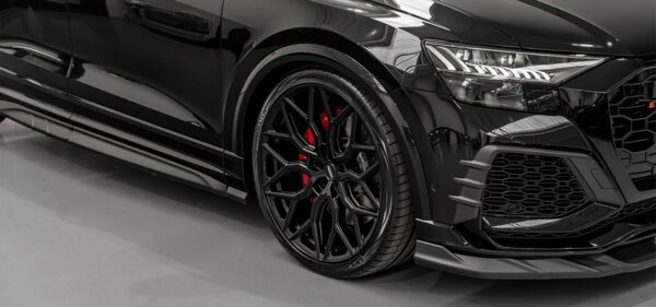 Urban Visual Carbon Lower Door Sill Kit for 2019-2024 RSQ8