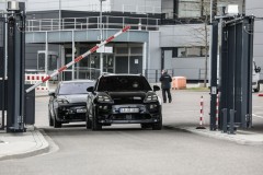 2024_porsche_macan_ev_02