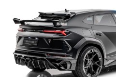 this_kitschy_lamborghini_urus_is_supercar_fast_can_mix_it_with_the_huracan_performante_07